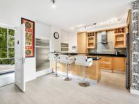  of property in Sandhurst