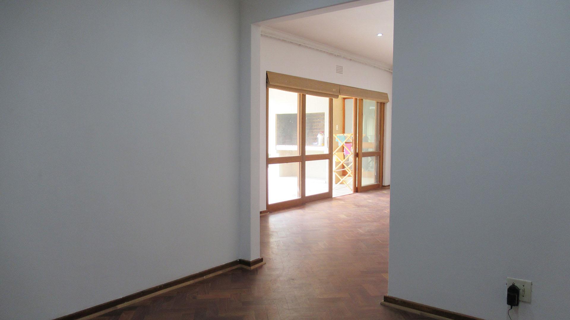 Flatlet - 82 square meters of property in Constantia Kloof