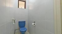 Bathroom 1 - 6 square meters of property in Isipingo Beach