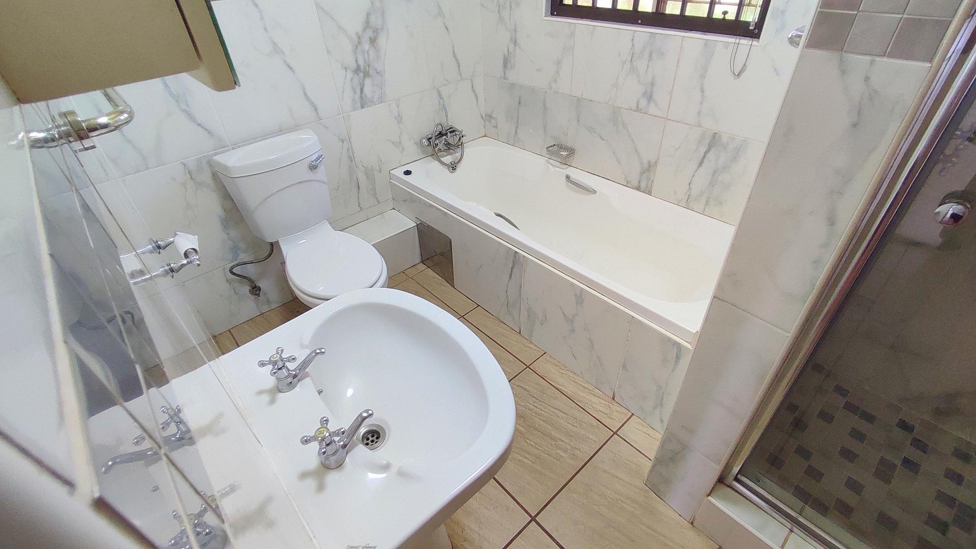  of property in Eldoraigne