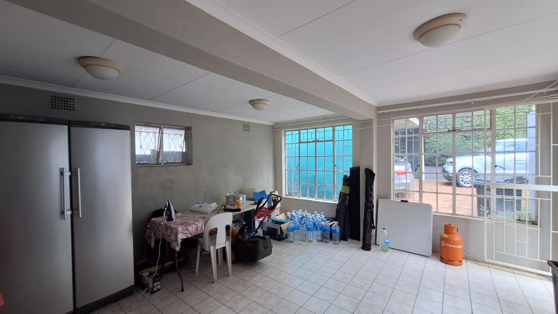 Store Room - 45 square meters of property in Greenside