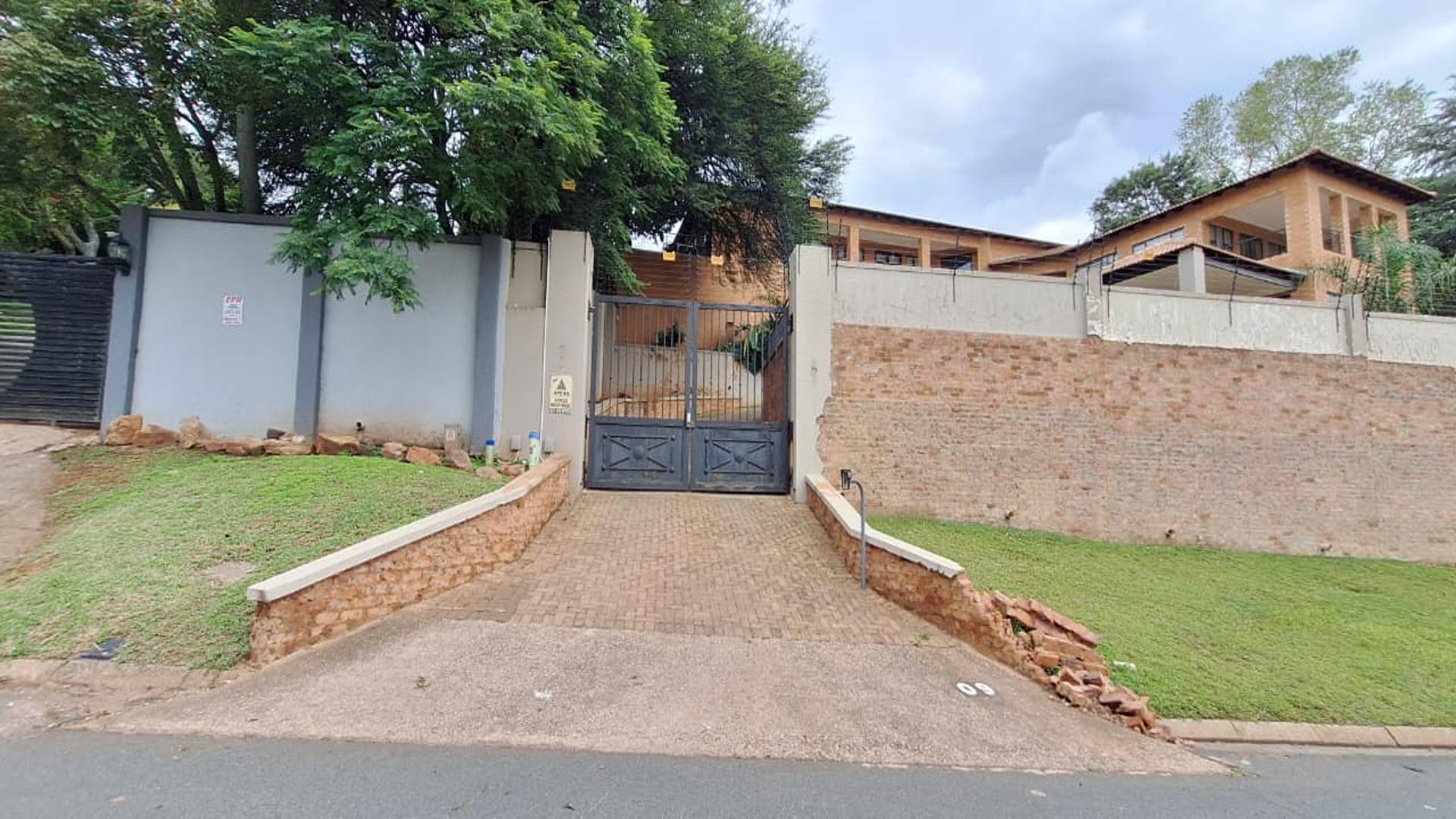 Front View of property in Rangeview