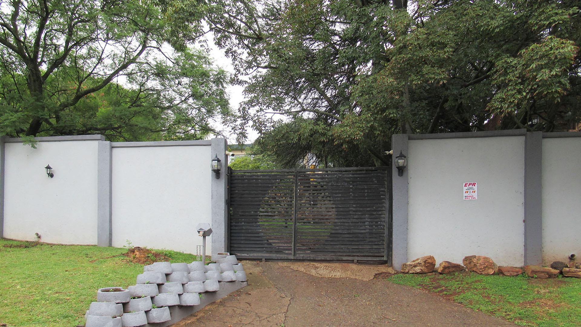 Front View of property in Rangeview