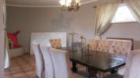 Dining Room - 26 square meters of property in Rangeview