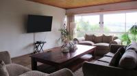 Lounges - 61 square meters of property in Rangeview