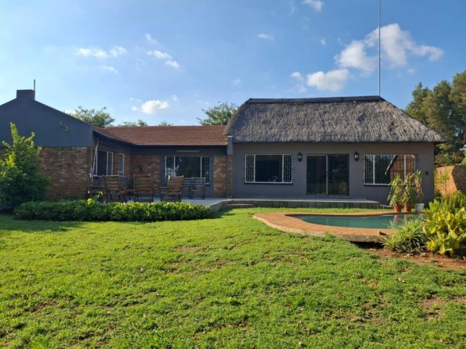 4 Bedroom House for Sale For Sale in Bergsig - Heidelberg - MR702182