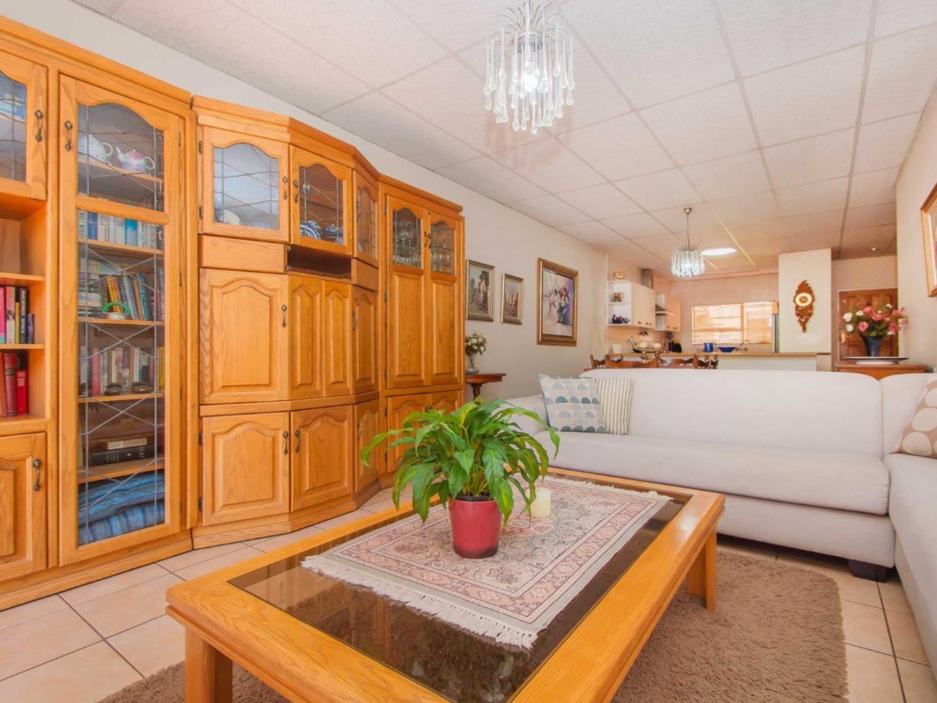  of property in Wilropark