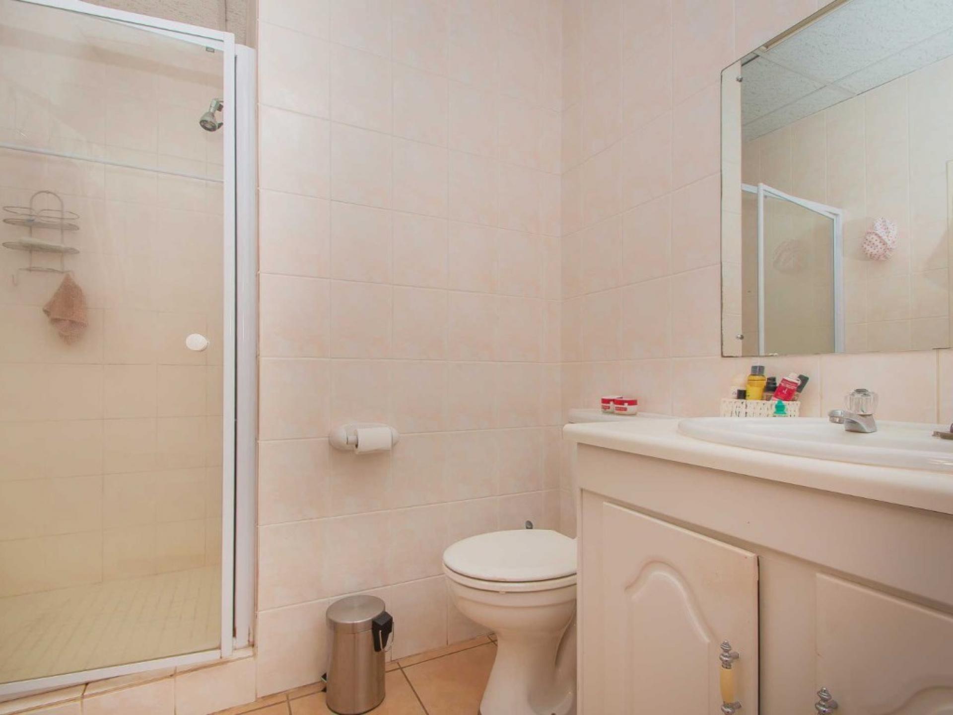  of property in Wilropark