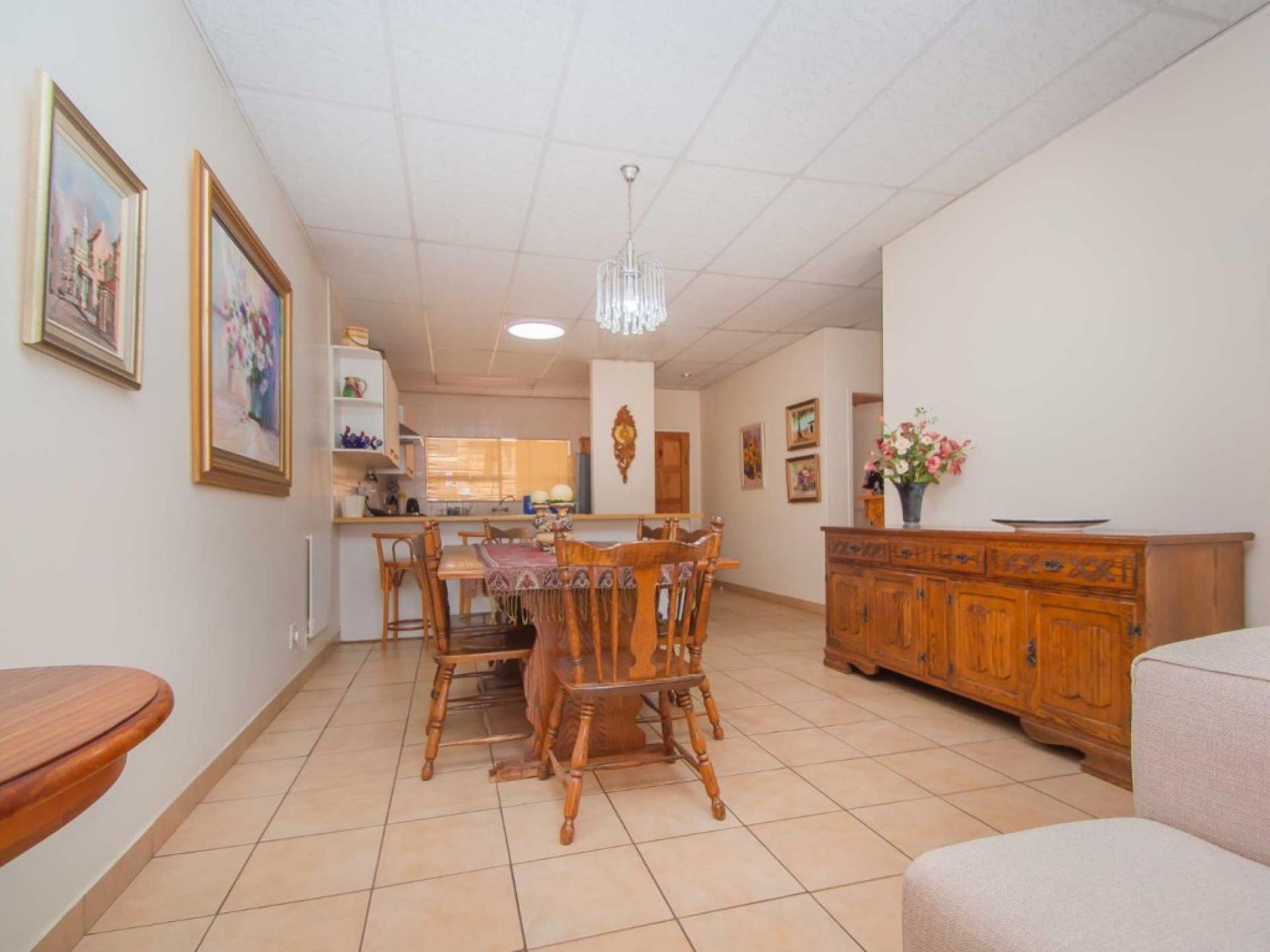  of property in Wilropark