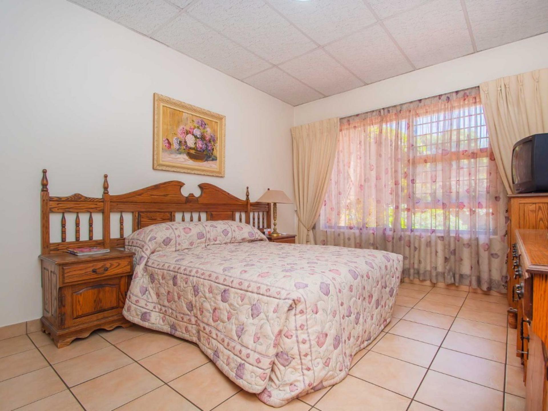  of property in Wilropark