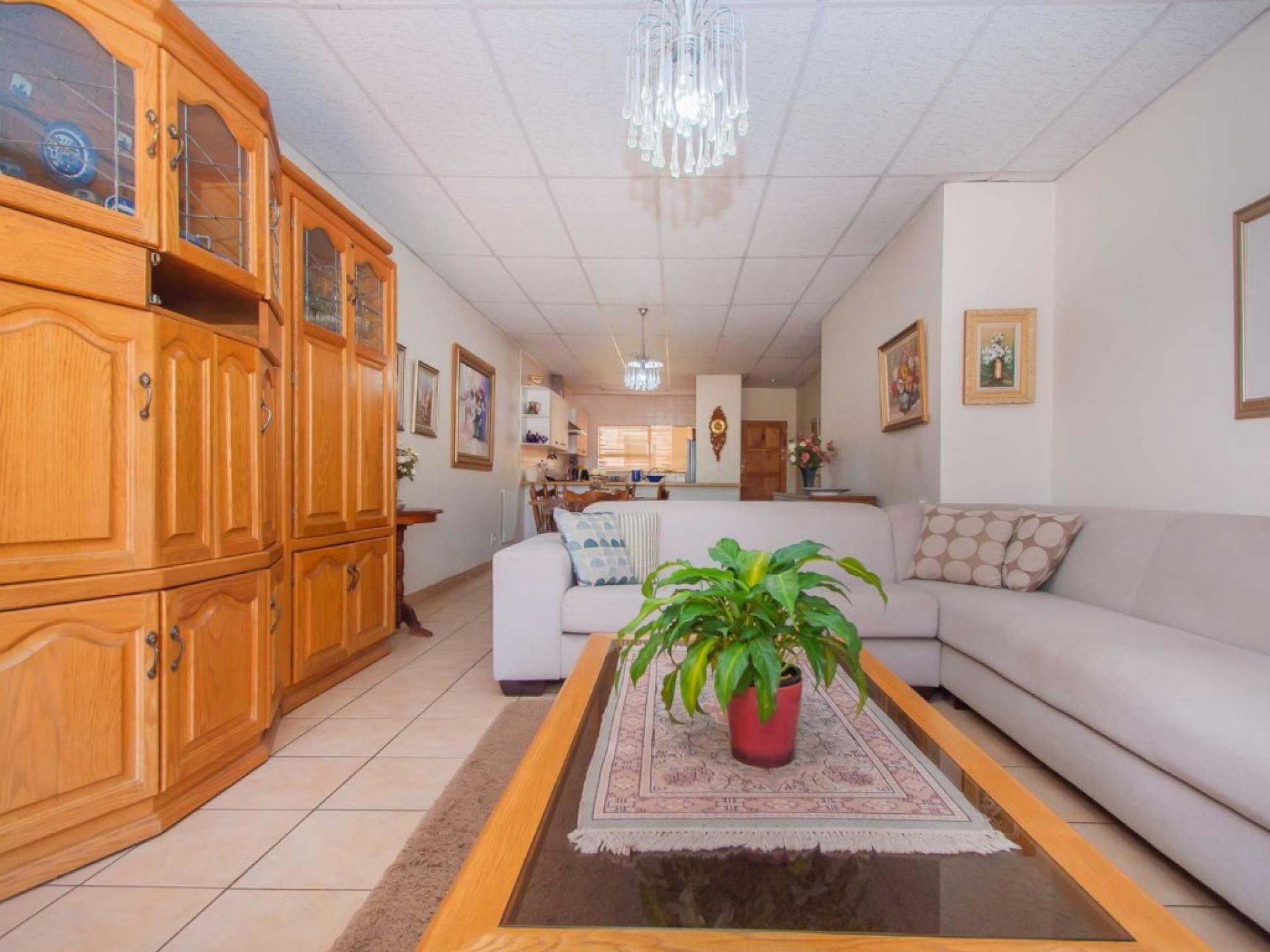  of property in Wilropark