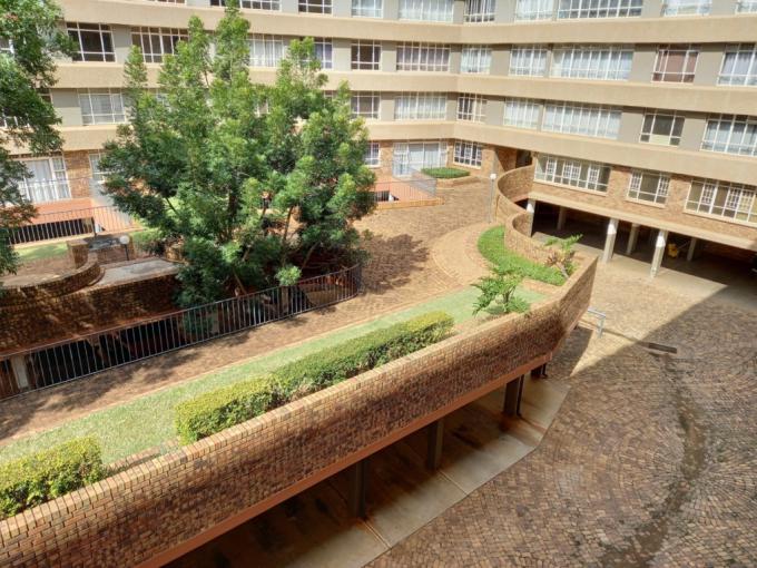 2 Bedroom Apartment to Rent in Hatfield - Property to rent - MR702197