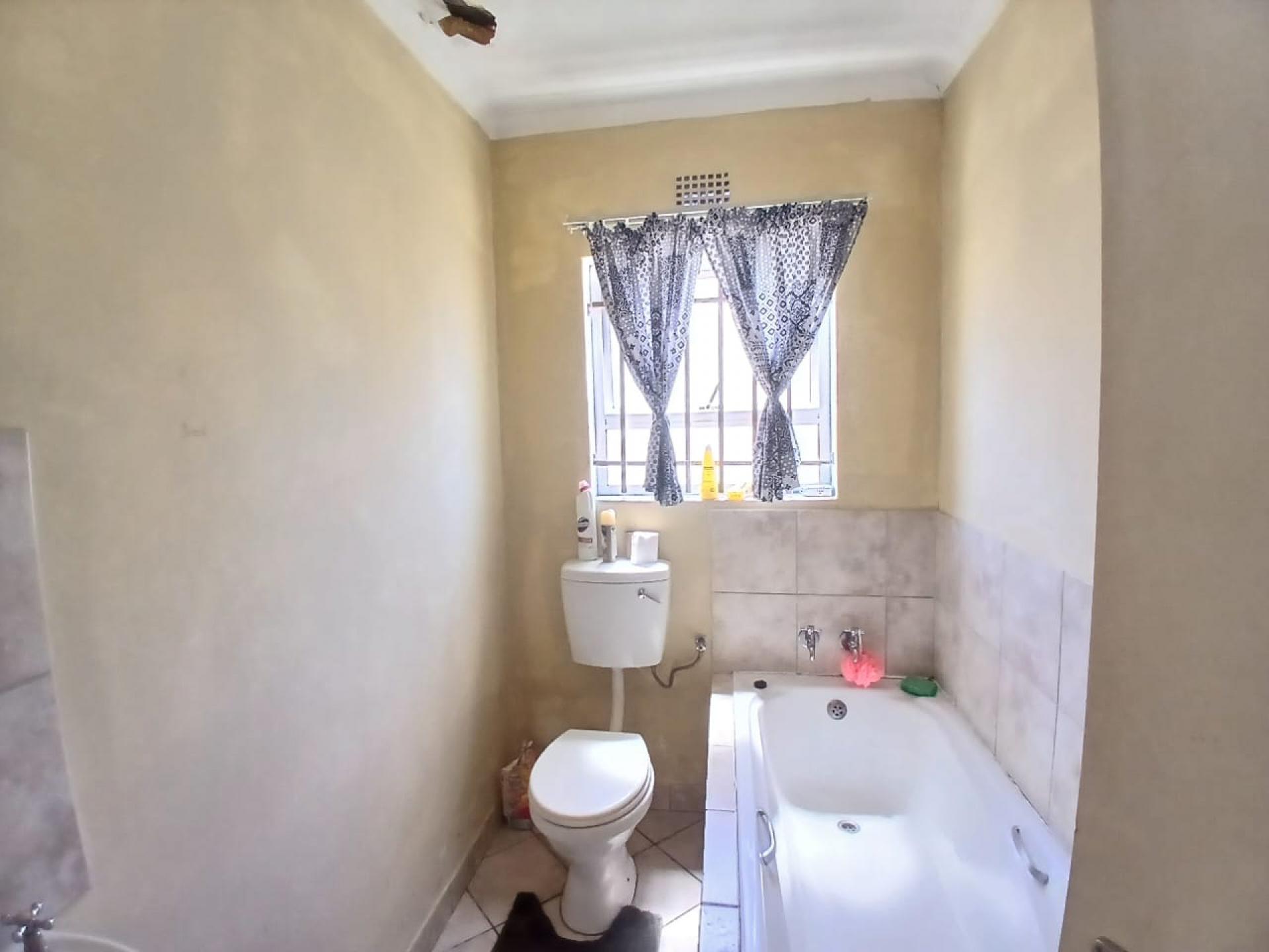  of property in Weltevreden Valley