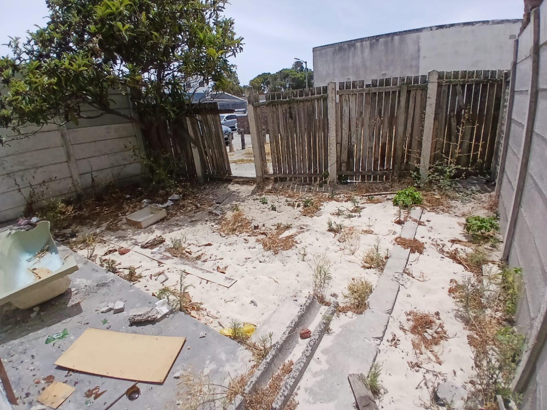  of property in Westridge CP