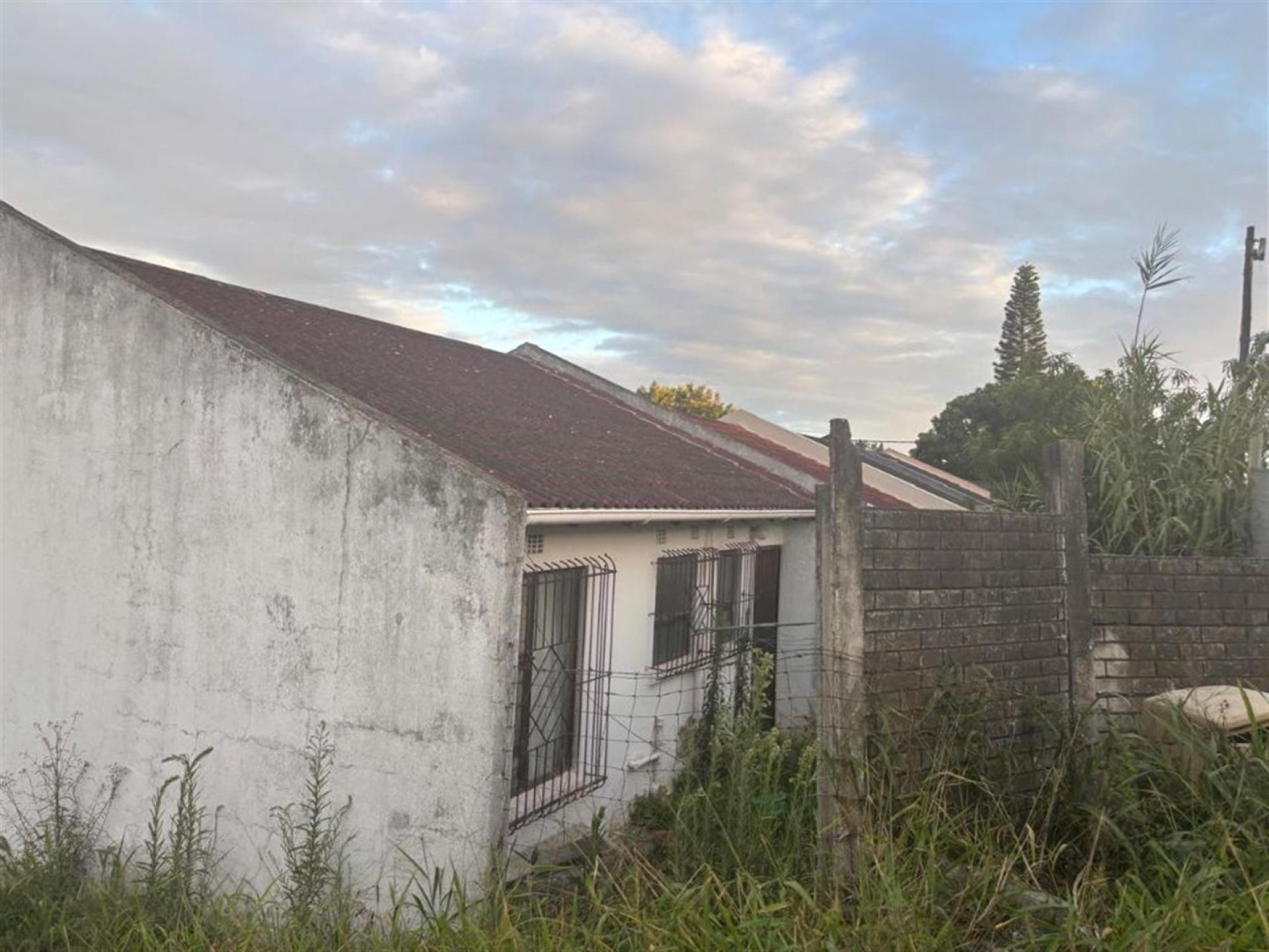 Front View of property in Southernwood