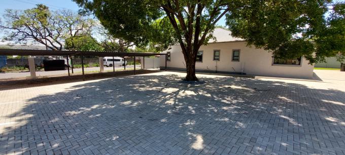 4 Bedroom Commercial for Sale For Sale in Villieria - MR702236