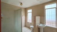 Bathroom 1 - 11 square meters of property in Musgrave