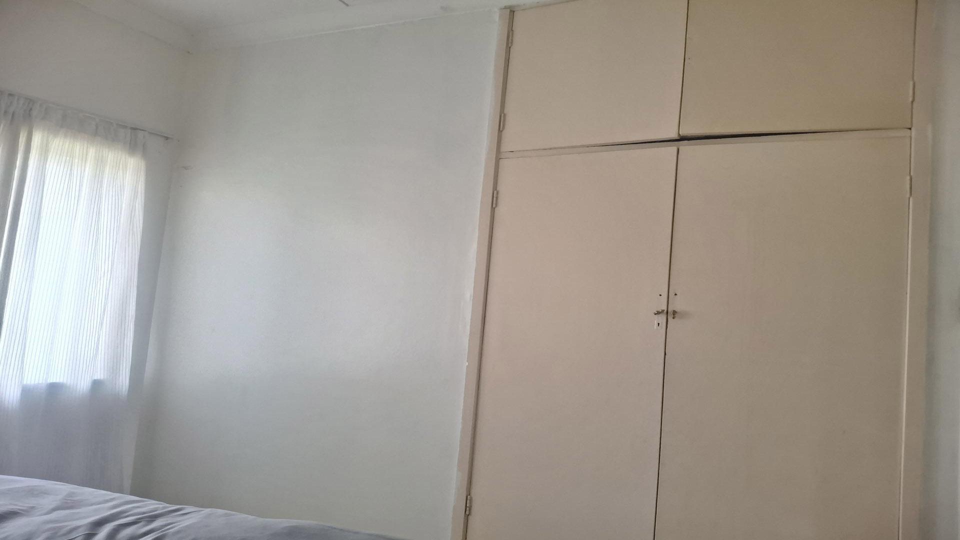 Bed Room 1 of property in Creswell Park