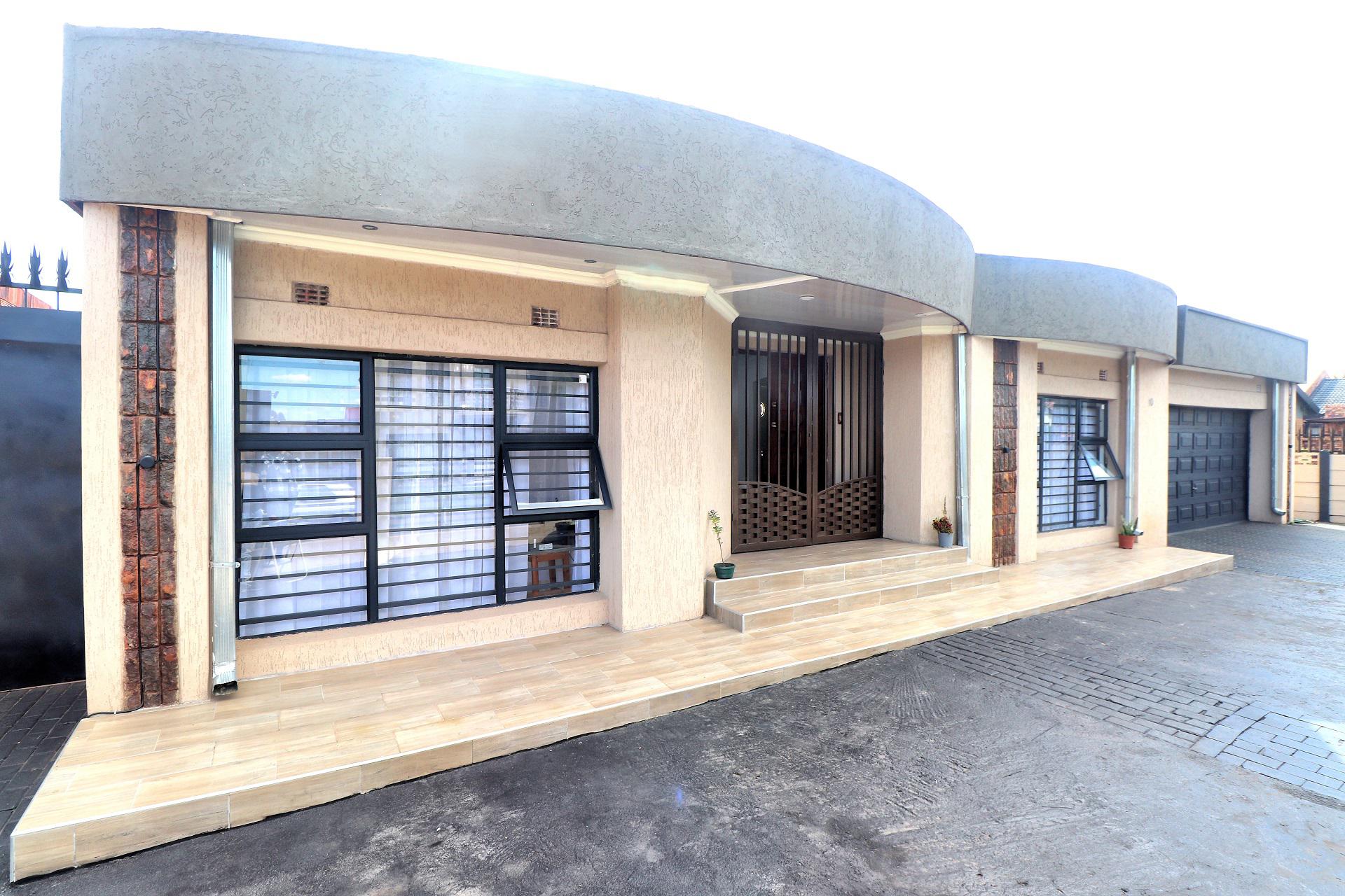  of property in Lenasia