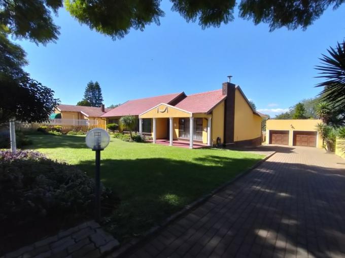 4 Bedroom House for Sale For Sale in Hazel Park - MR702265