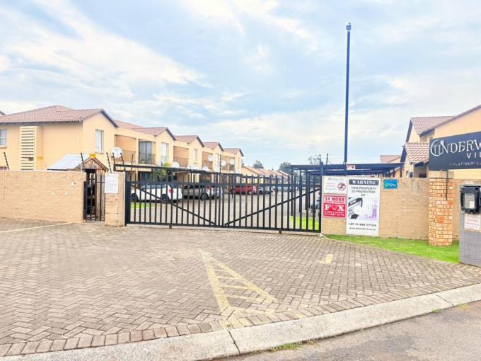 1 Bedroom Simplex for Sale For Sale in Albertsdal - MR702283