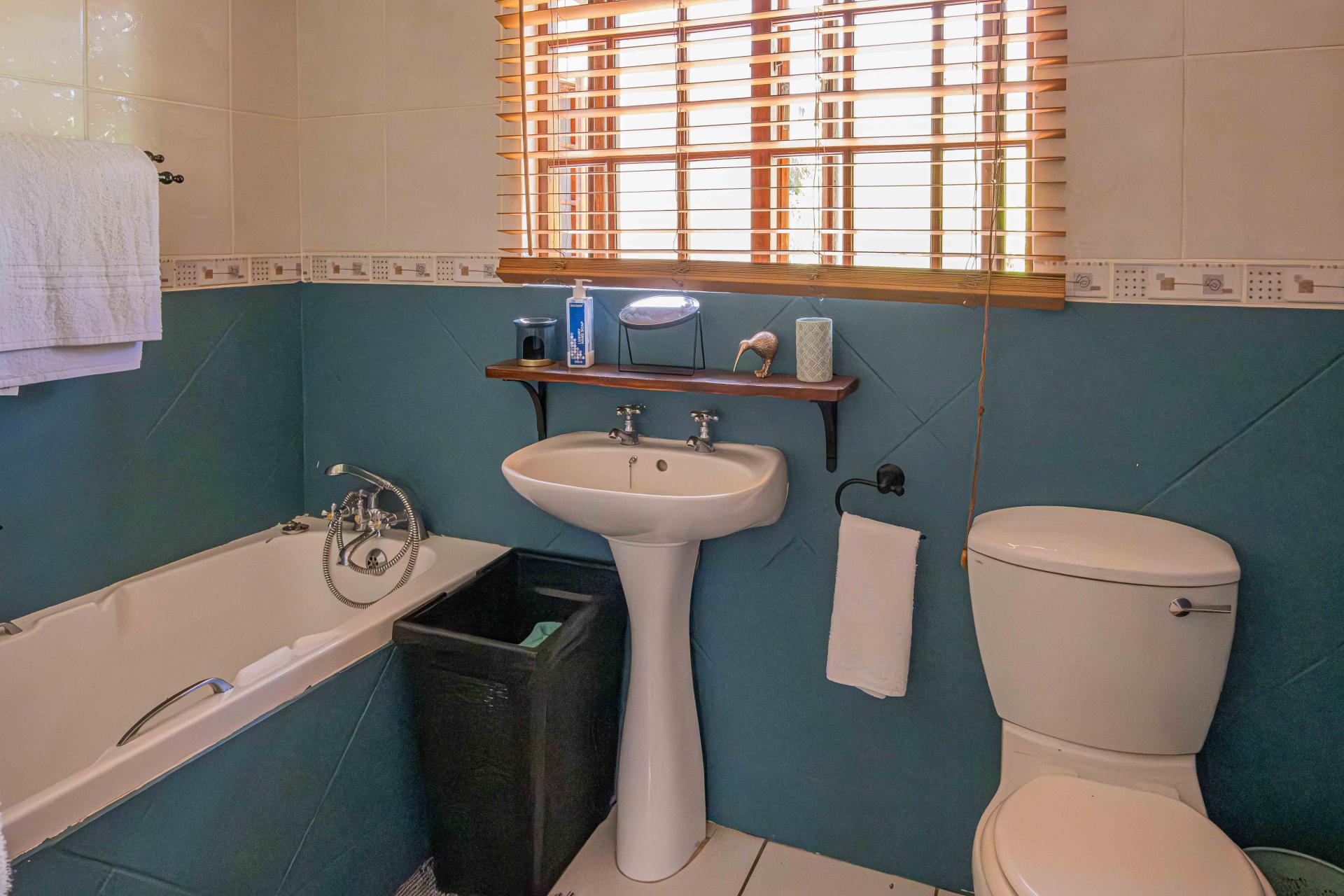  of property in Crestview