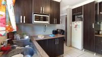 Kitchen - 14 square meters of property in Soshanguve