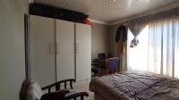 Bed Room 1 - 12 square meters of property in Soshanguve
