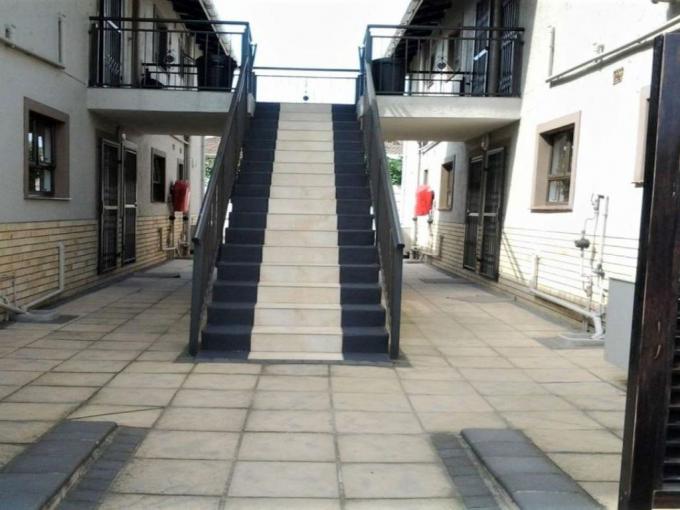 2 Bedroom Apartment to Rent in Pinetown  - Property to rent - MR702312