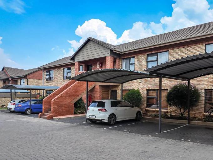 2 Bedroom Simplex for Sale For Sale in Meyersdal - MR702342