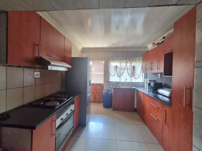4 Bedroom House for Sale For Sale in Mamelodi - MR702343