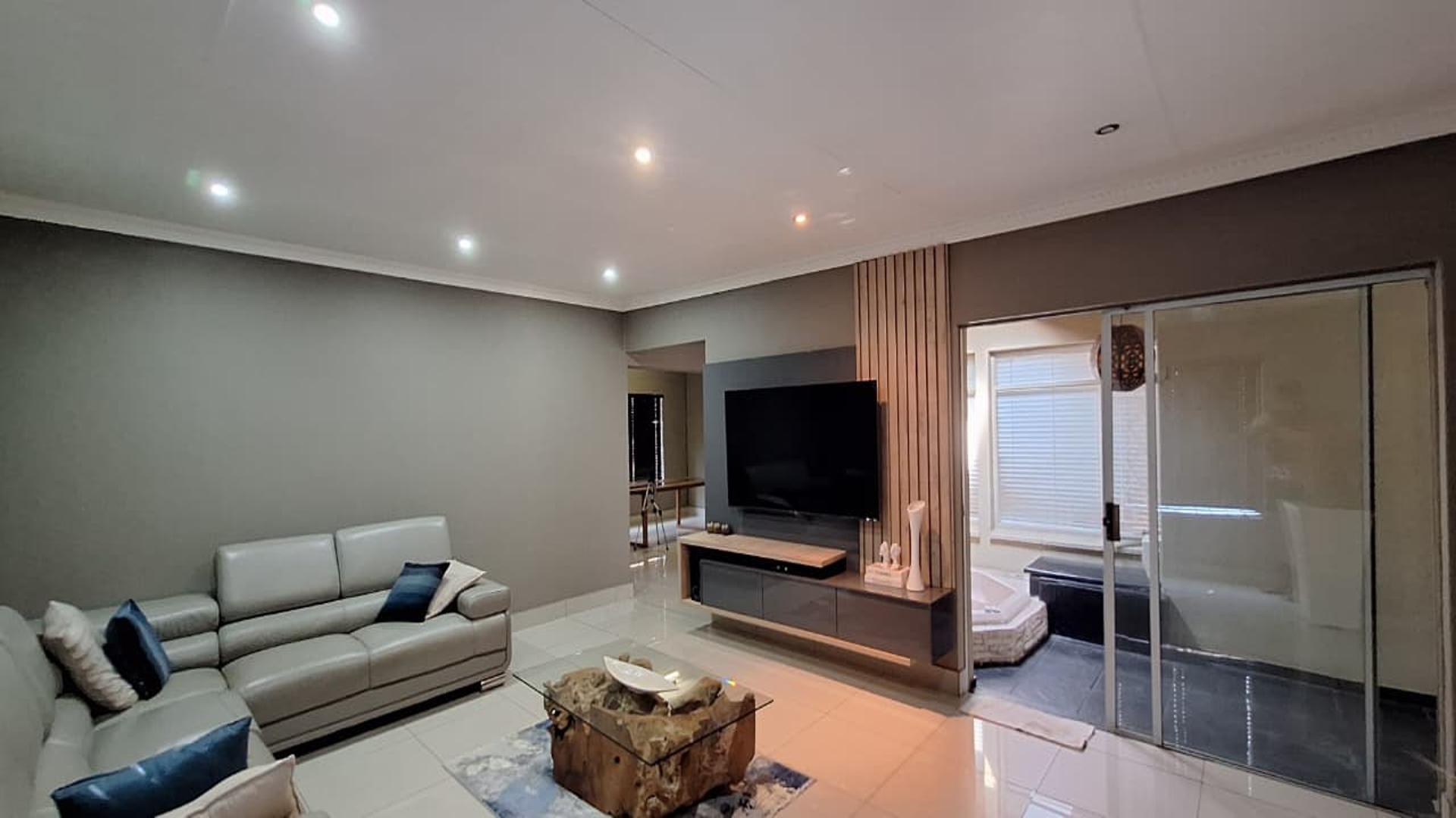 Formal Lounge of property in Sunair Park