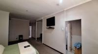 Main Bedroom - 39 square meters of property in Sunair Park