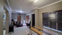 Lounges - 69 square meters of property in Sunair Park