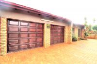 3 Bedroom 1 Bathroom House for Sale for sale in Lenasia