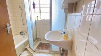 Bathroom 1 of property in Westonaria