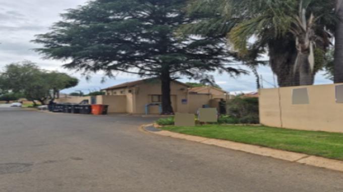 SA Home Loans Sale in Execution 1 Bedroom Sectional Title for Sale in Allen’s Nek - MR702455