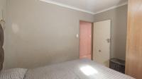 Bed Room 2 - 9 square meters of property in Rosslyn