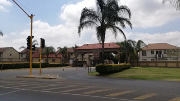 SA Home Loans Sale in Execution 3 Bedroom Sectional Title for Sale in Parkrand - MR702486