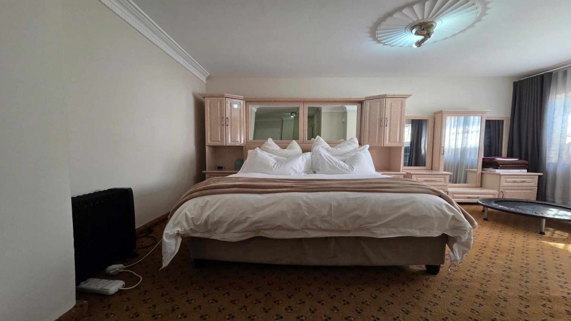 Bed Room 1 of property in Laudium