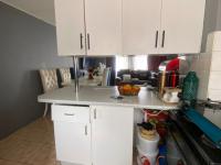  of property in Alan Manor