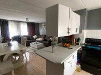  of property in Alan Manor