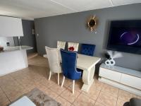  of property in Alan Manor