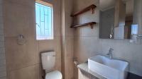 Main Bathroom - 5 square meters of property in Witfield