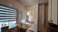 Kitchen - 13 square meters of property in Lindhaven