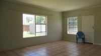 Lounges - 44 square meters of property in Bloubosrand