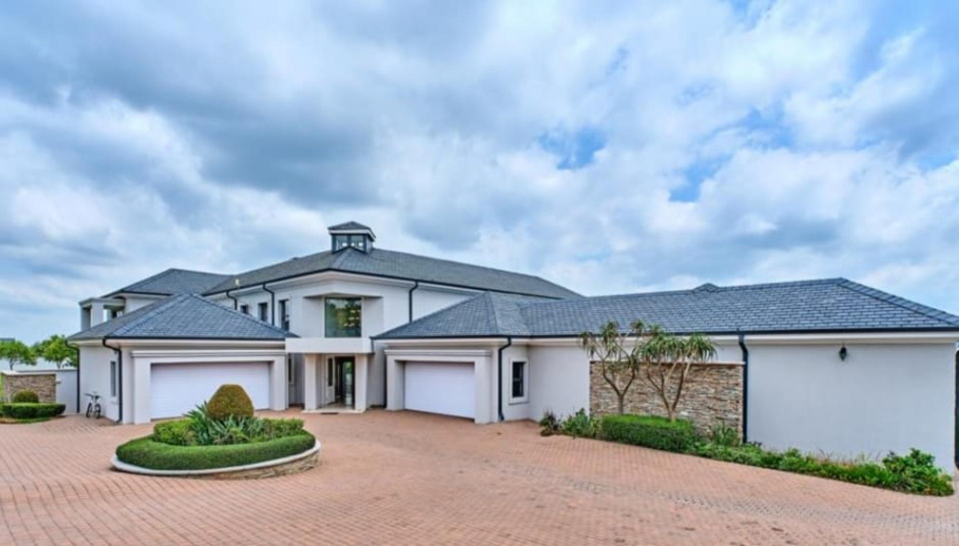  of property in Blue Hills