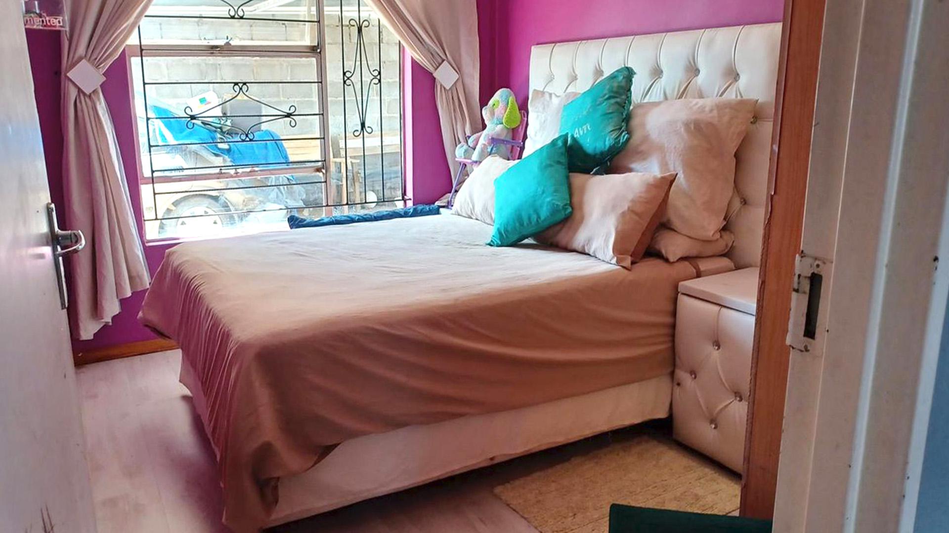 Bed Room 1 of property in Grasslands