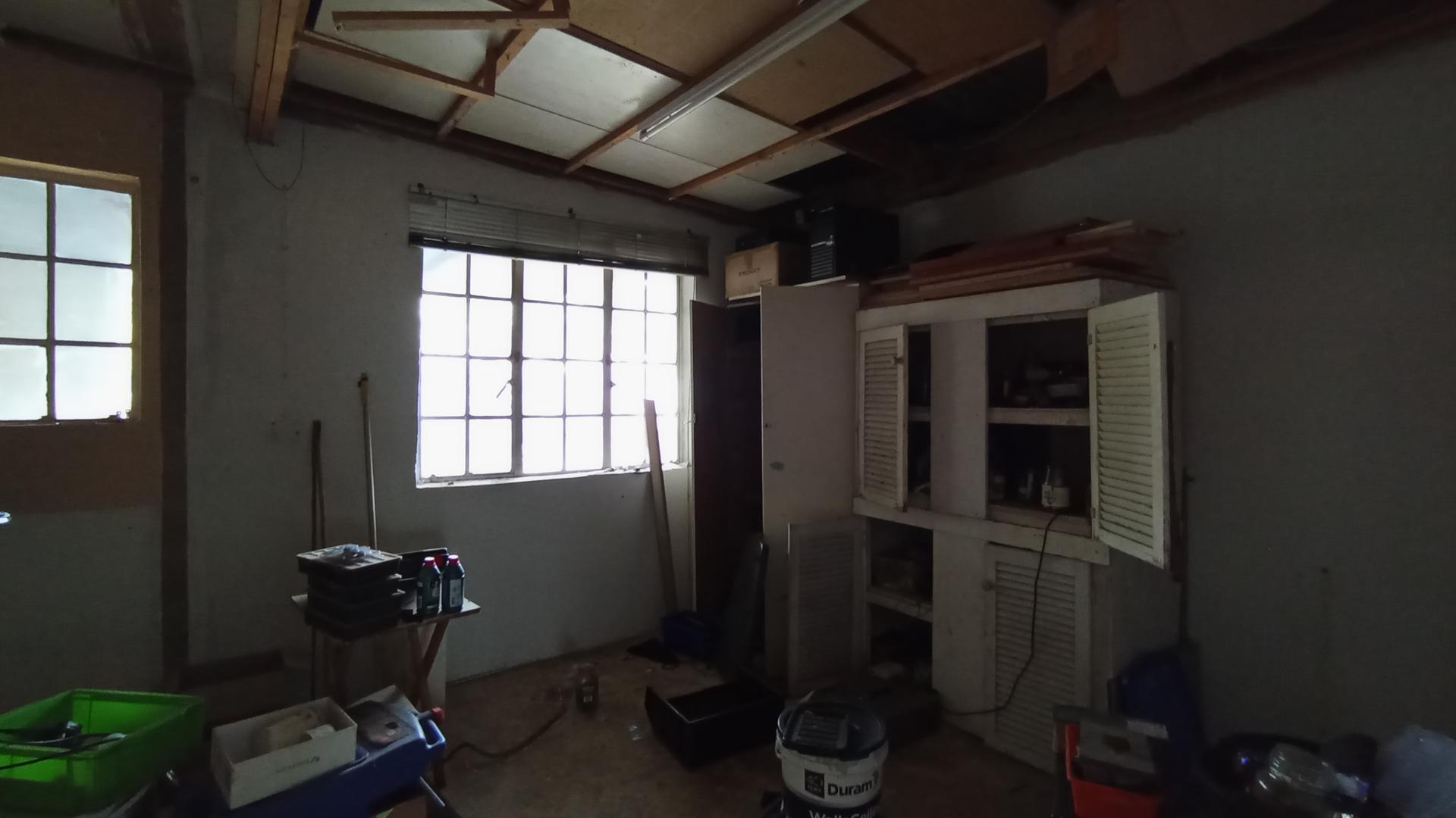 Bed Room 5+ - 33 square meters of property in Villieria