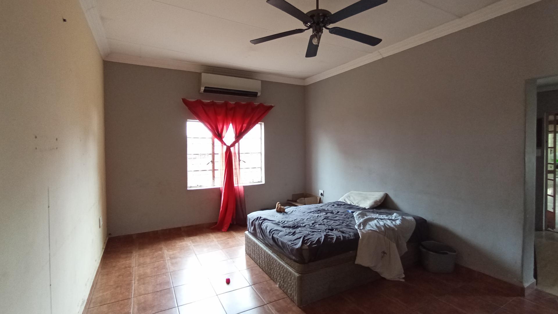 Bed Room 3 - 22 square meters of property in Villieria